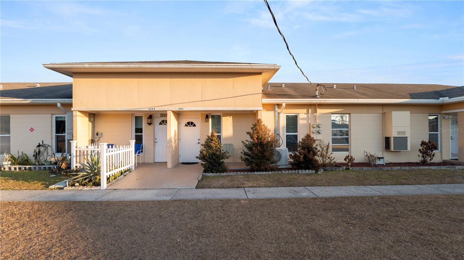 4311 Club Circle — photo