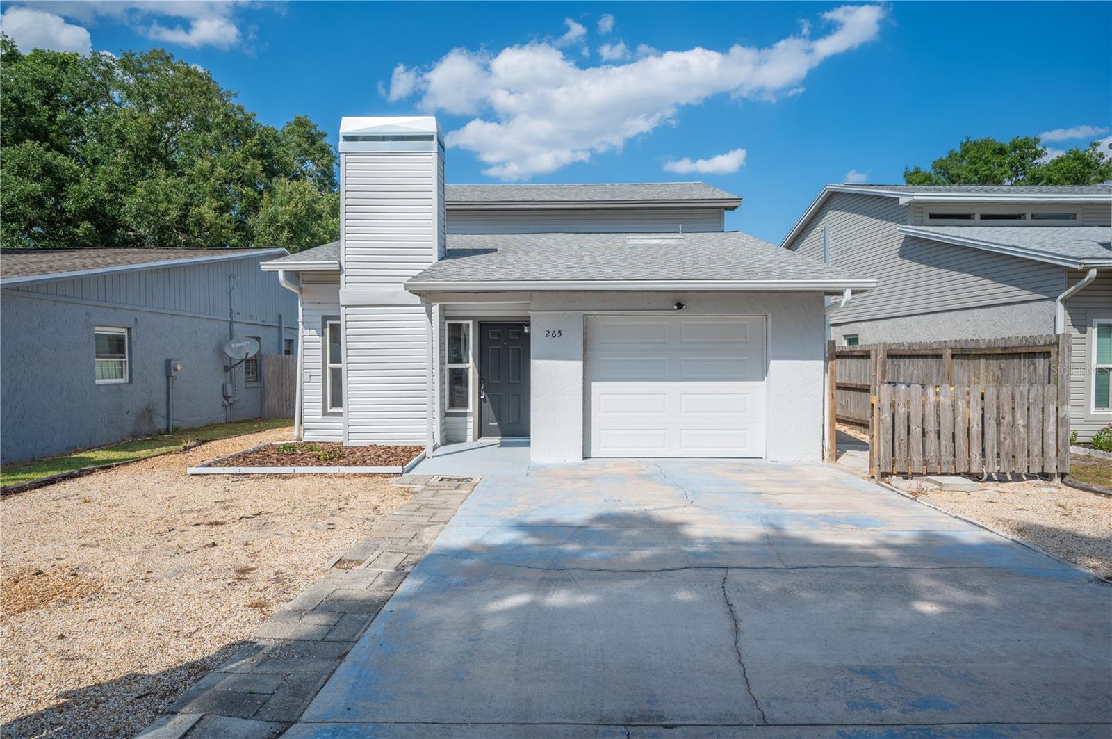 265 Lake Thomas Drive — photo