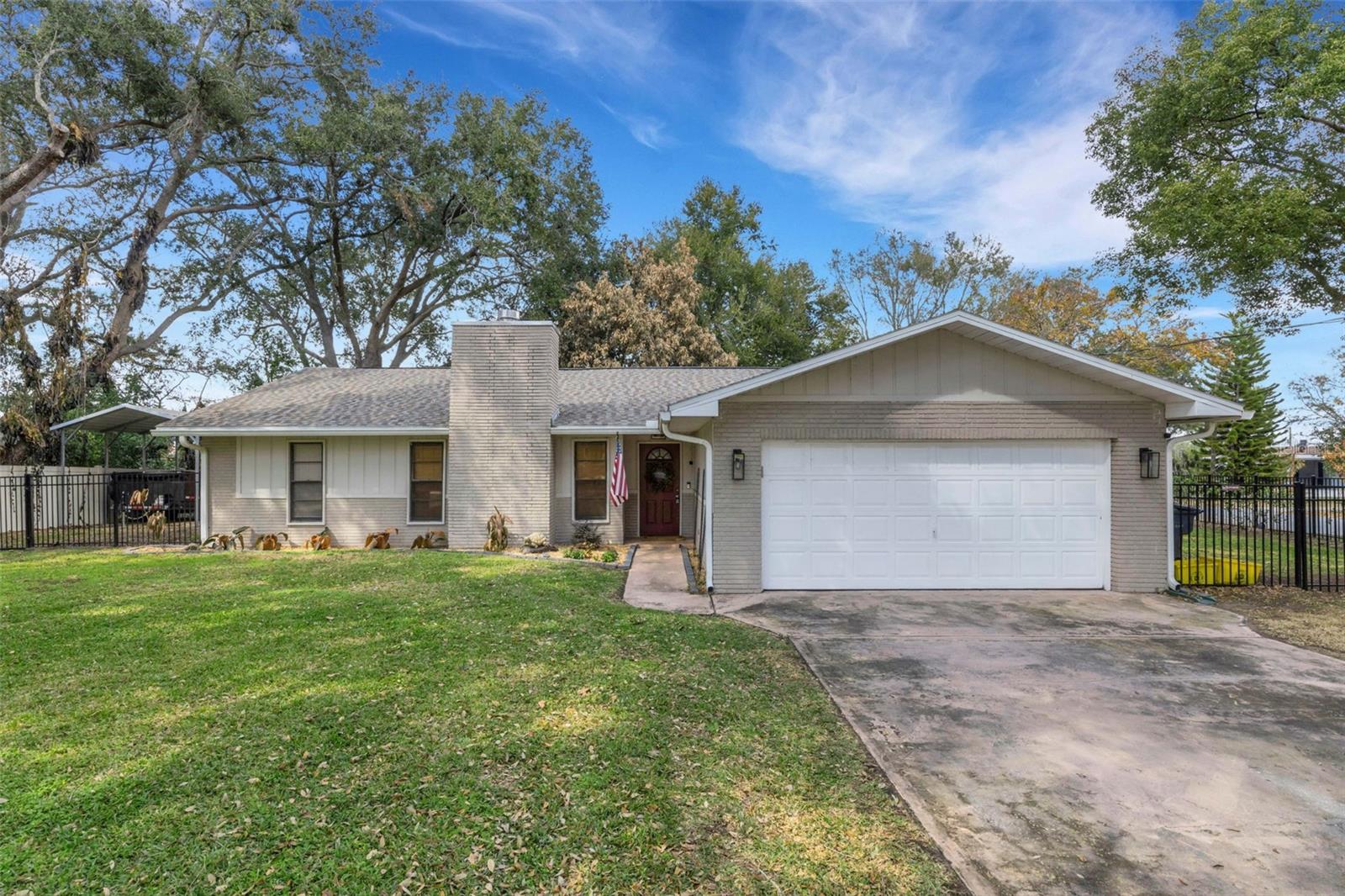 1522 Eckart Drive — photo