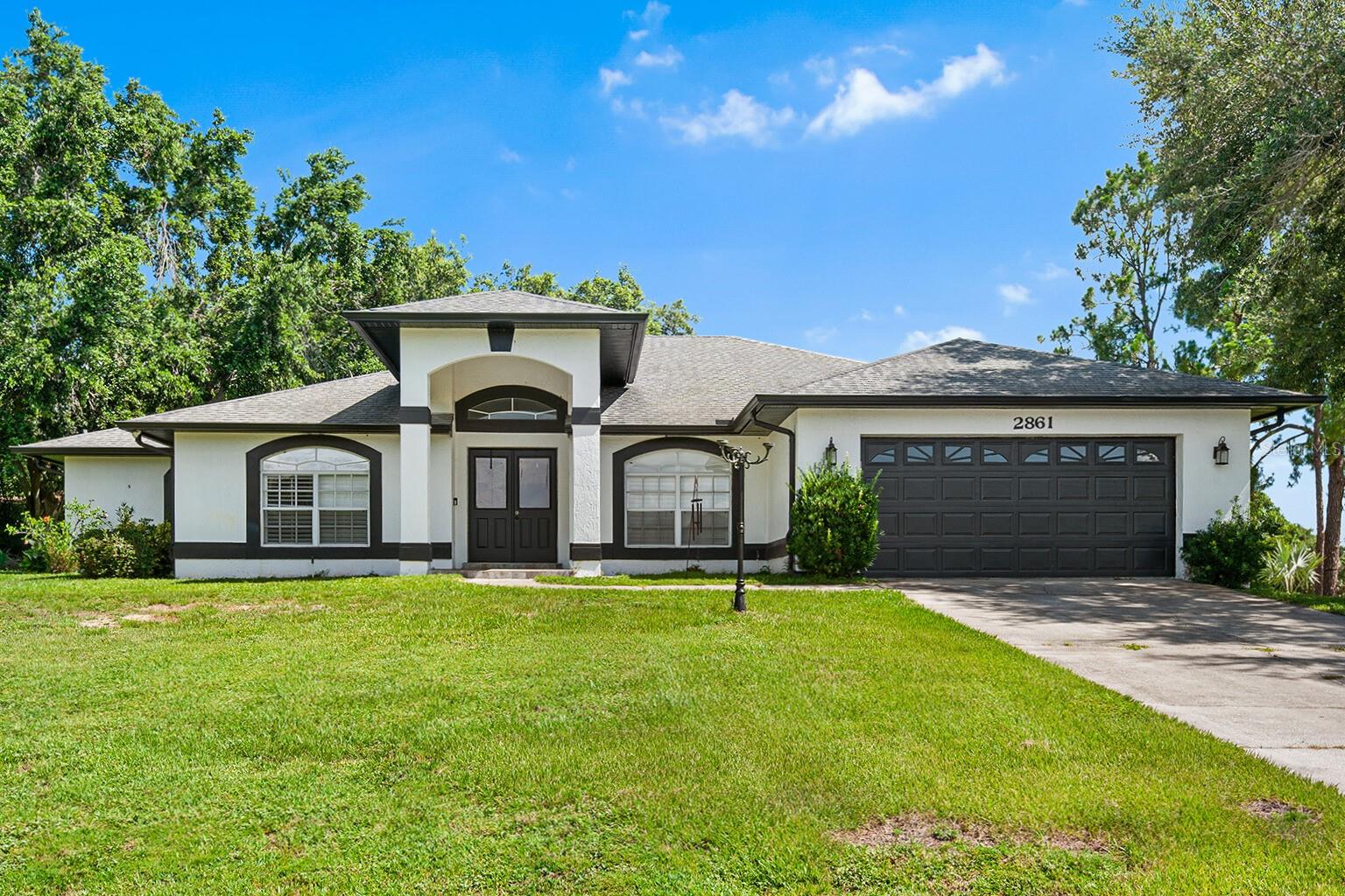 2861 Pond View Drive — photo