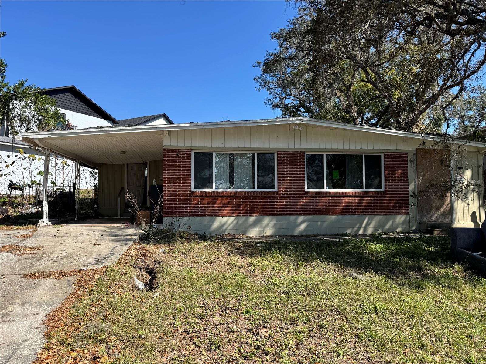 7921 Lakeshore Drive — photo