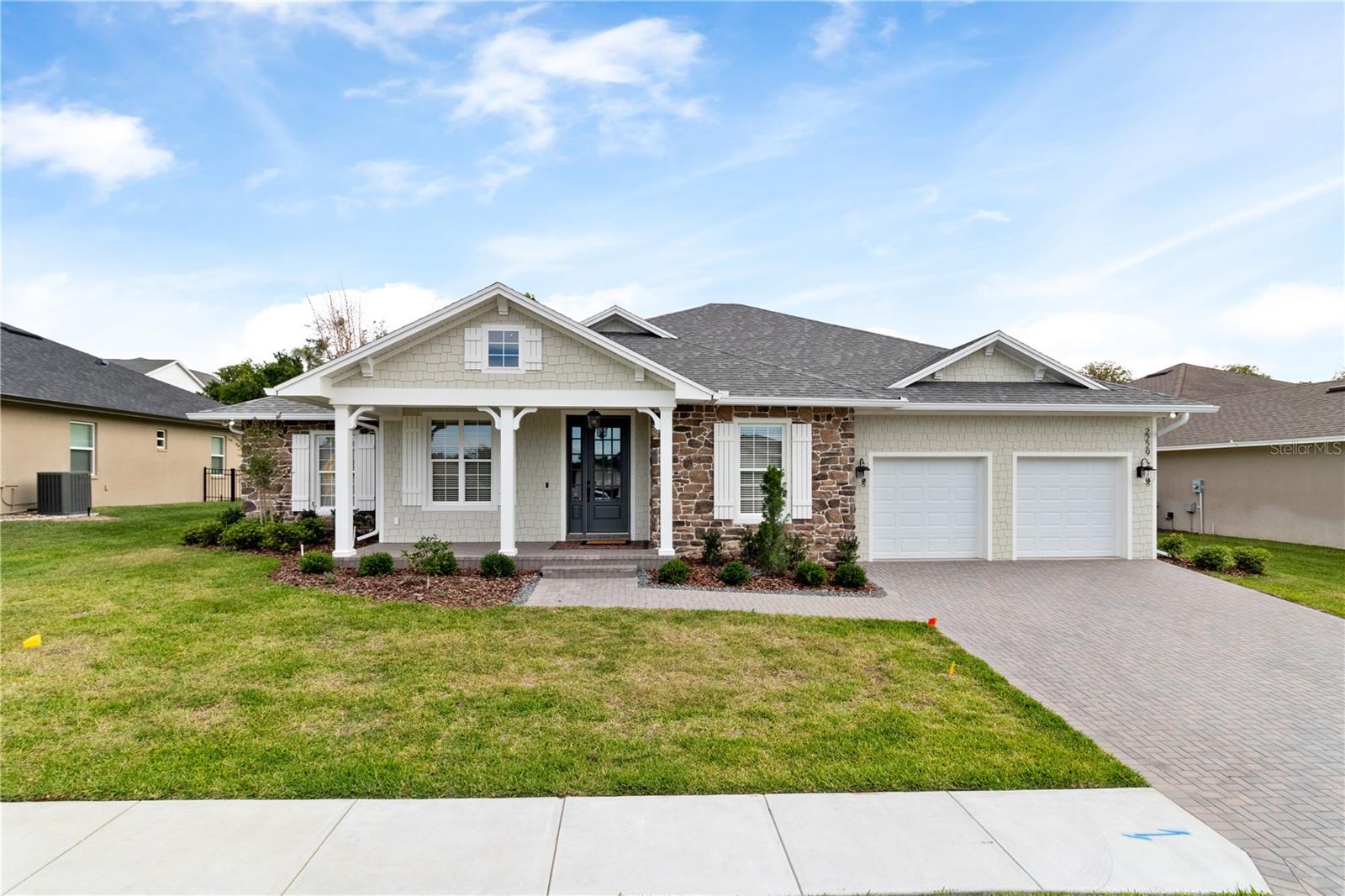2229 Coachman Loop — photo