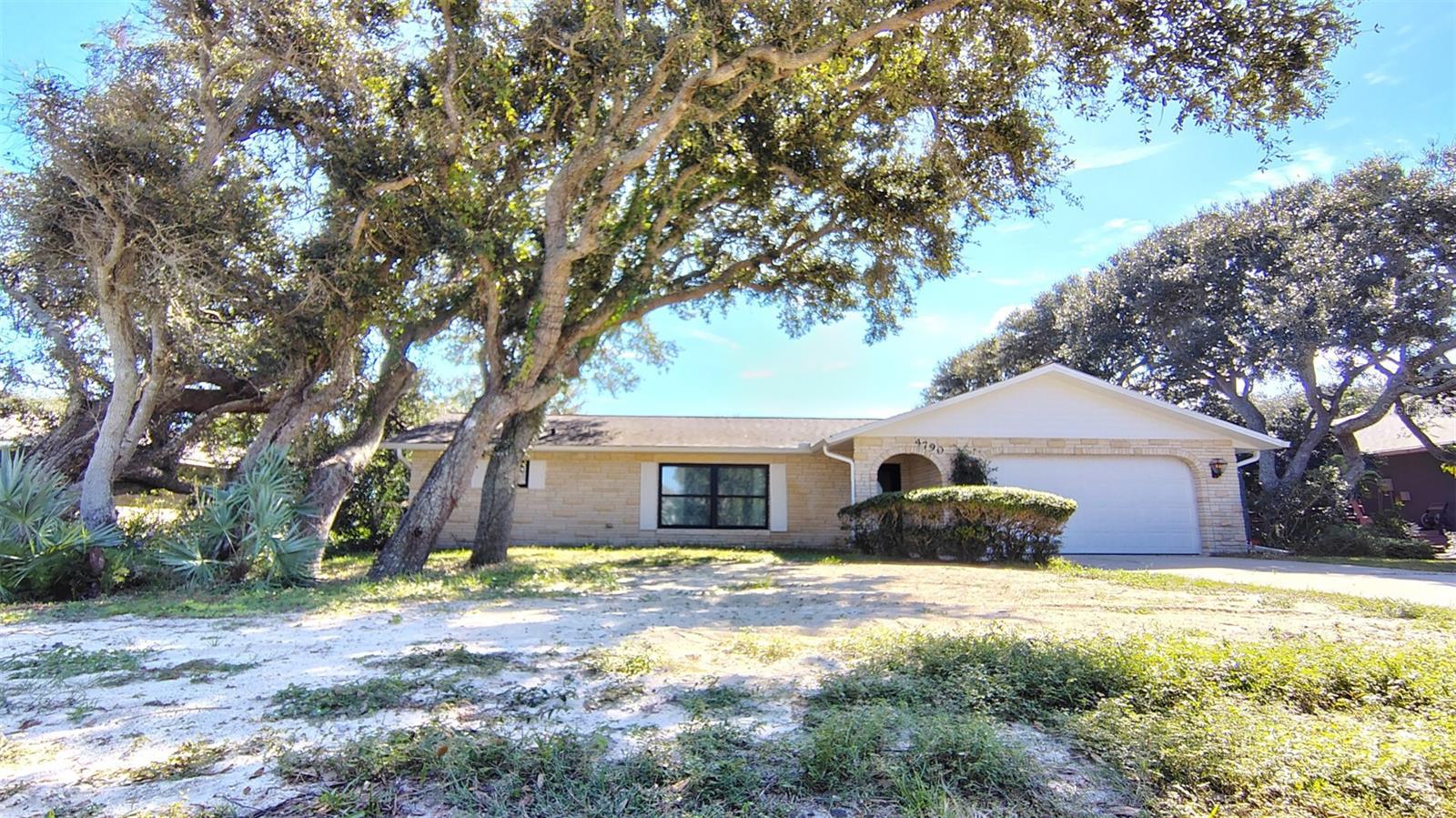 4790 Michael Lane — photo