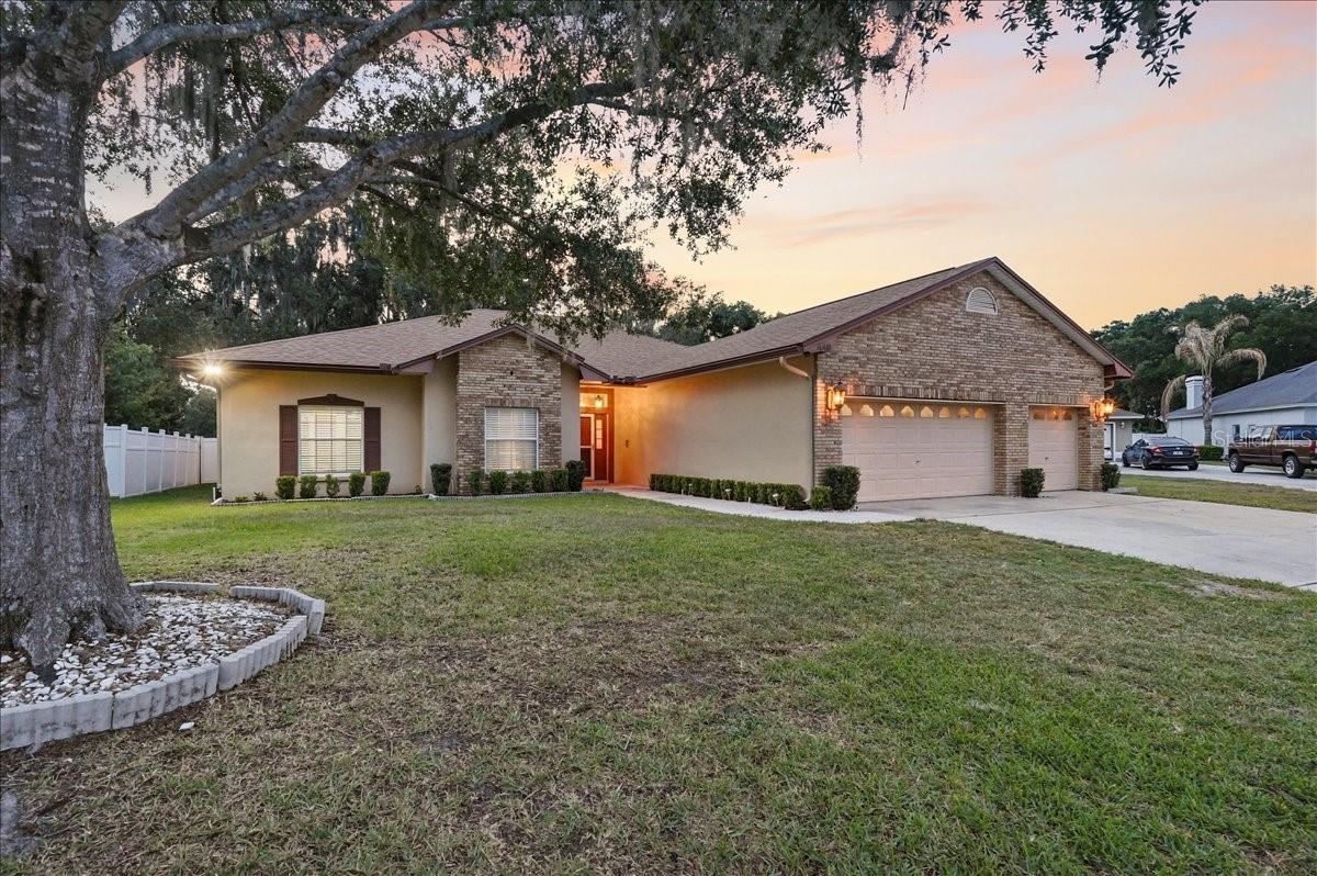 448 Lake Harris Drive — photo