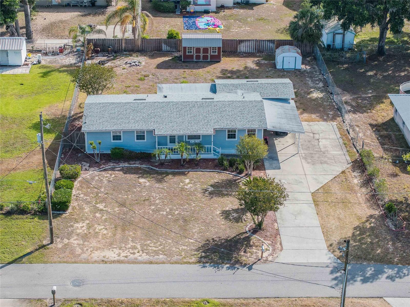 729 E Lake Avenue — photo