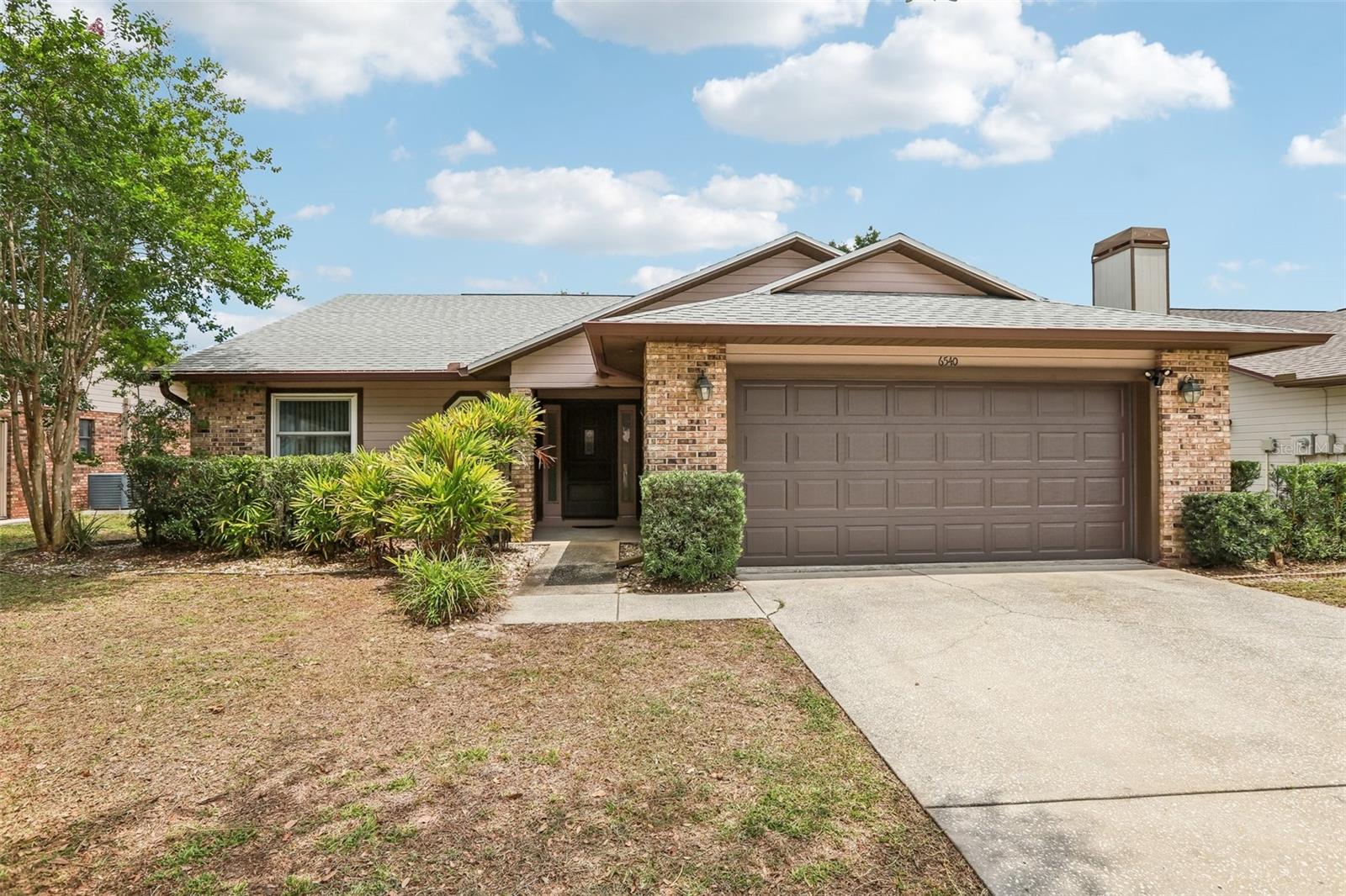 6540 Foxmoor Drive — photo