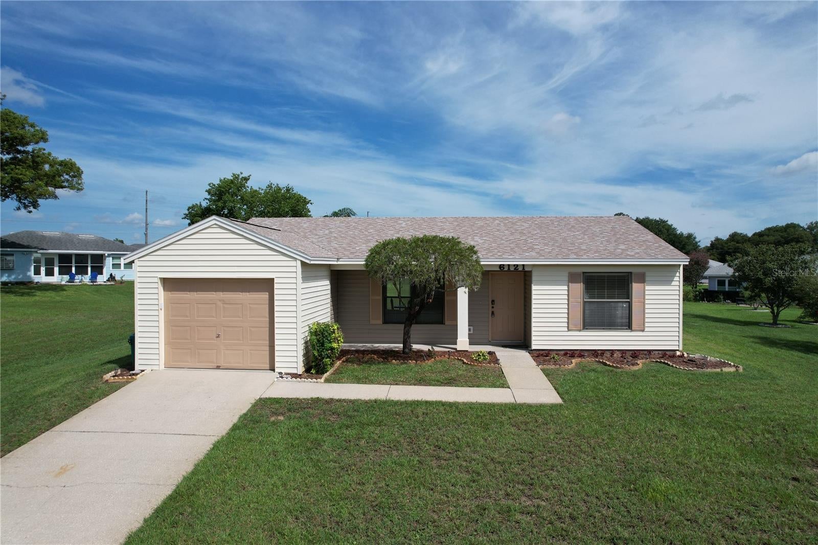6121 Kittiwake Drive — photo
