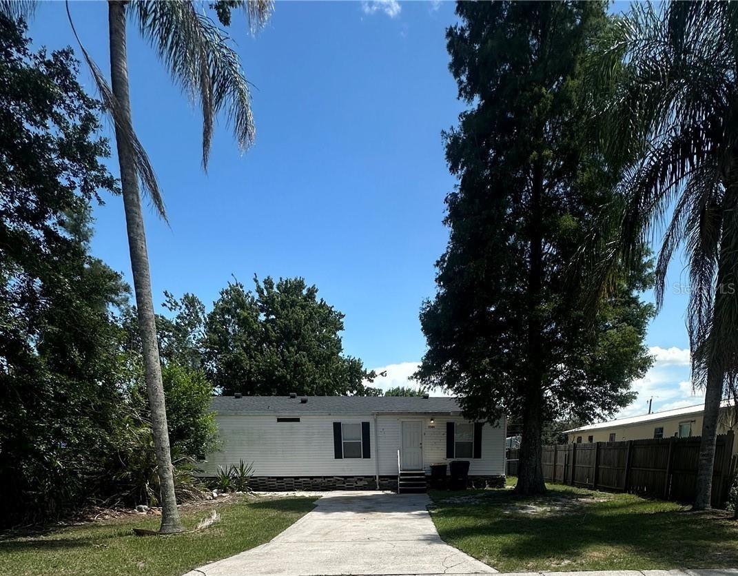 2594 McIntosh Drive — photo