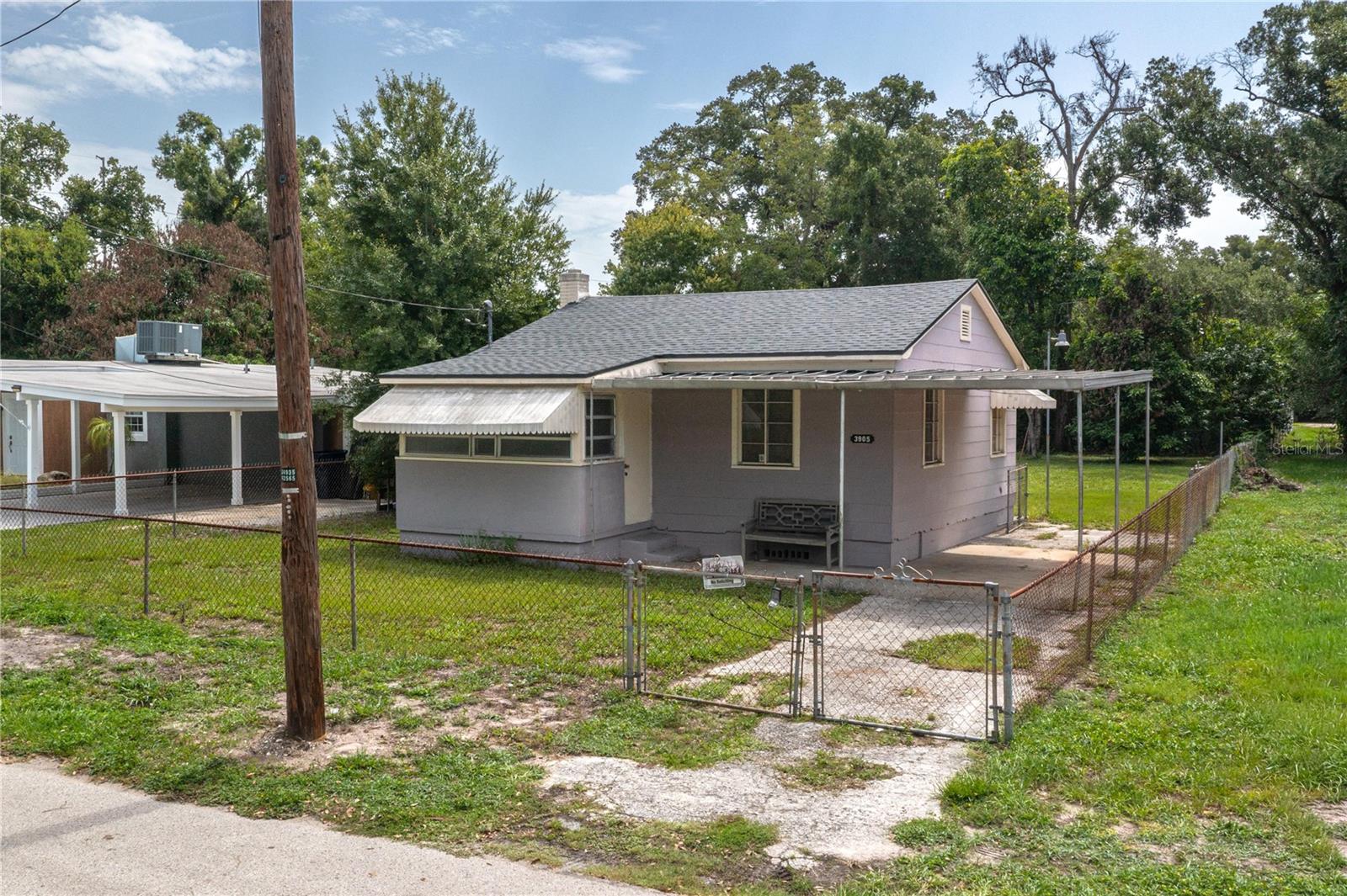 3905 N Clearfield Ave — photo