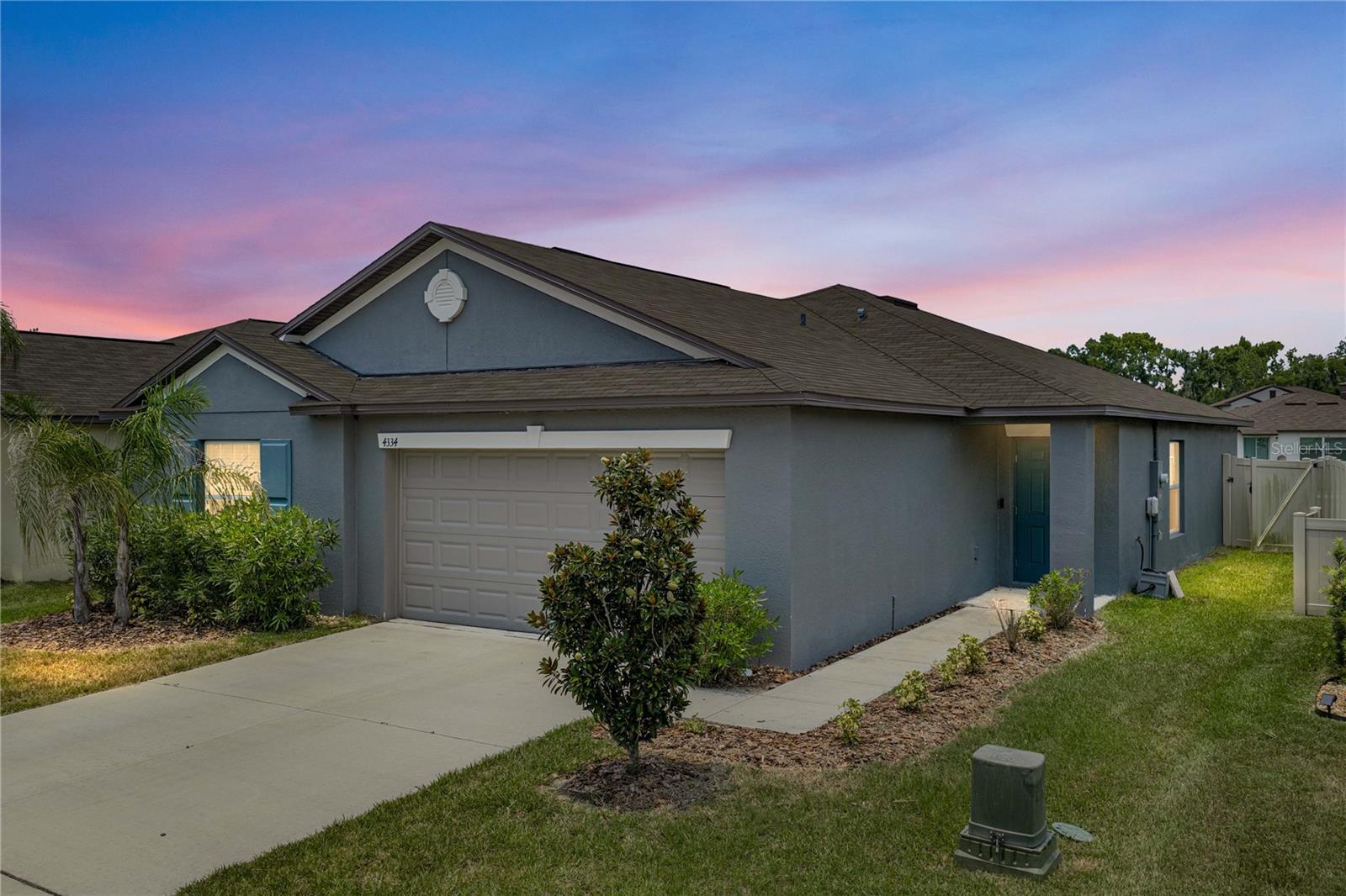 4334 Trotters Way — photo