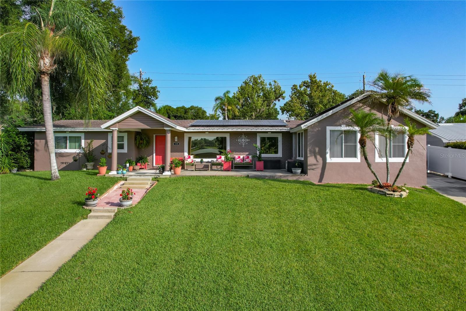 128 N Lake Florence Drive — photo