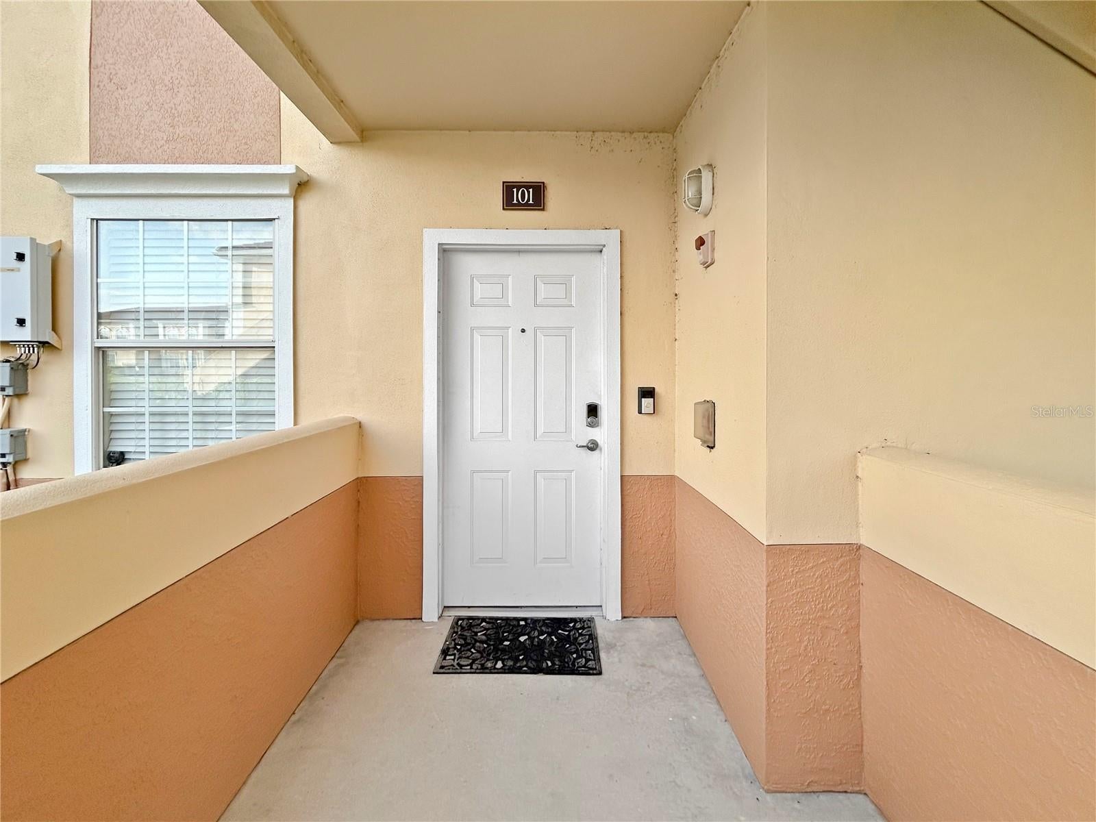 1025 Villagio Circle 101 — photo