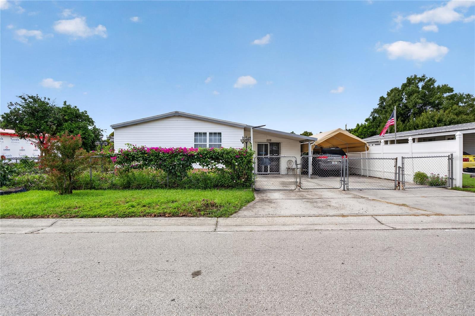 2558 McIntosh Drive — photo