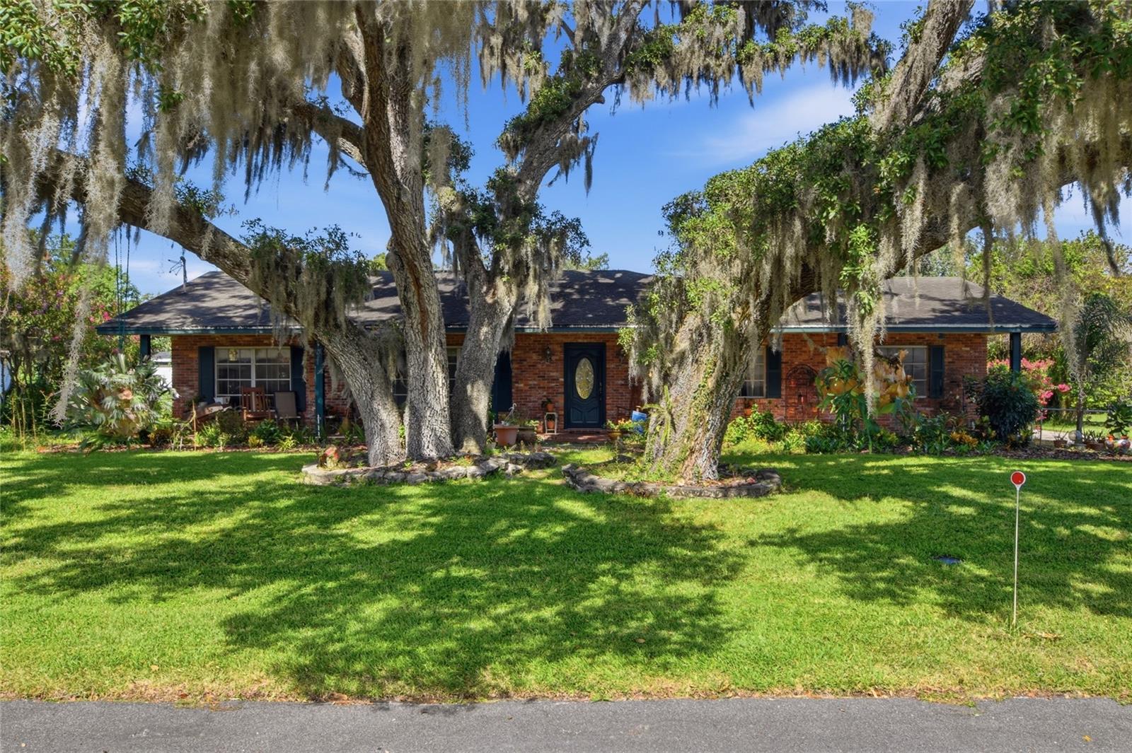 4211 Forest Hills Drive — photo