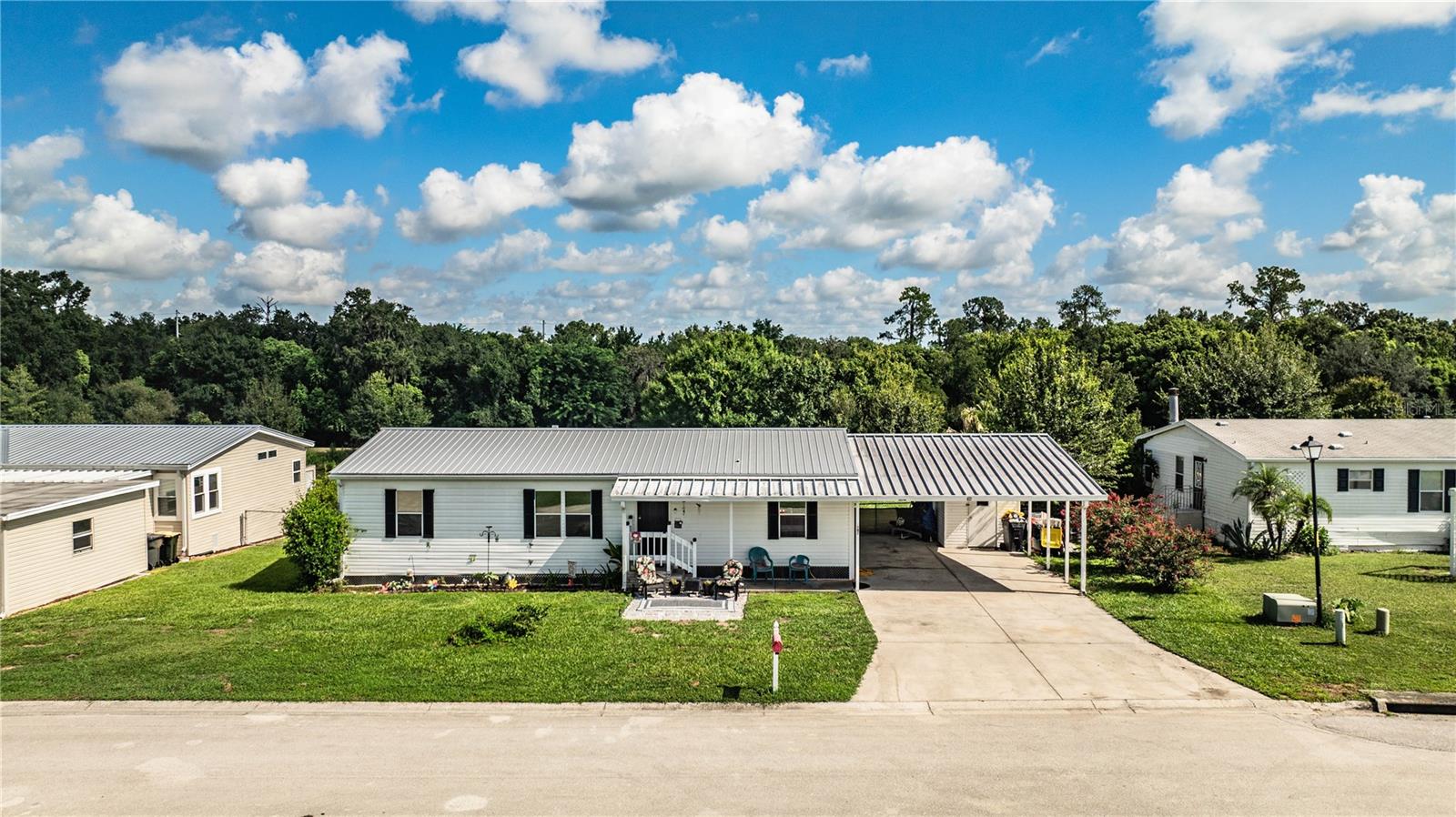 487 Lindsey Drive — photo