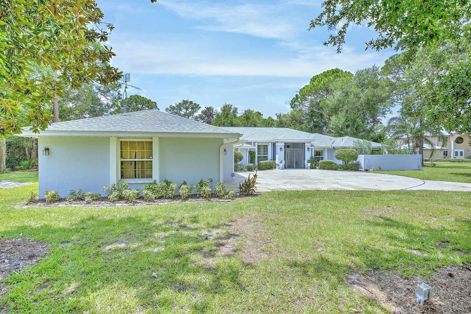 2307 Fairway Lane — photo
