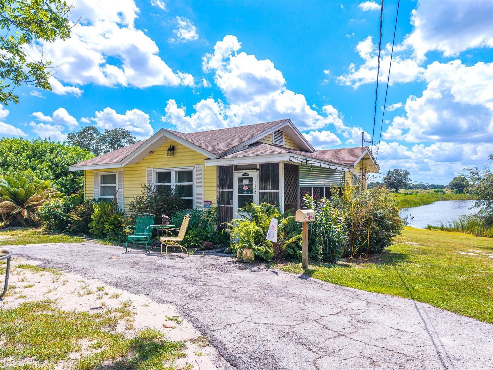 1120 S Scenic Highway — photo