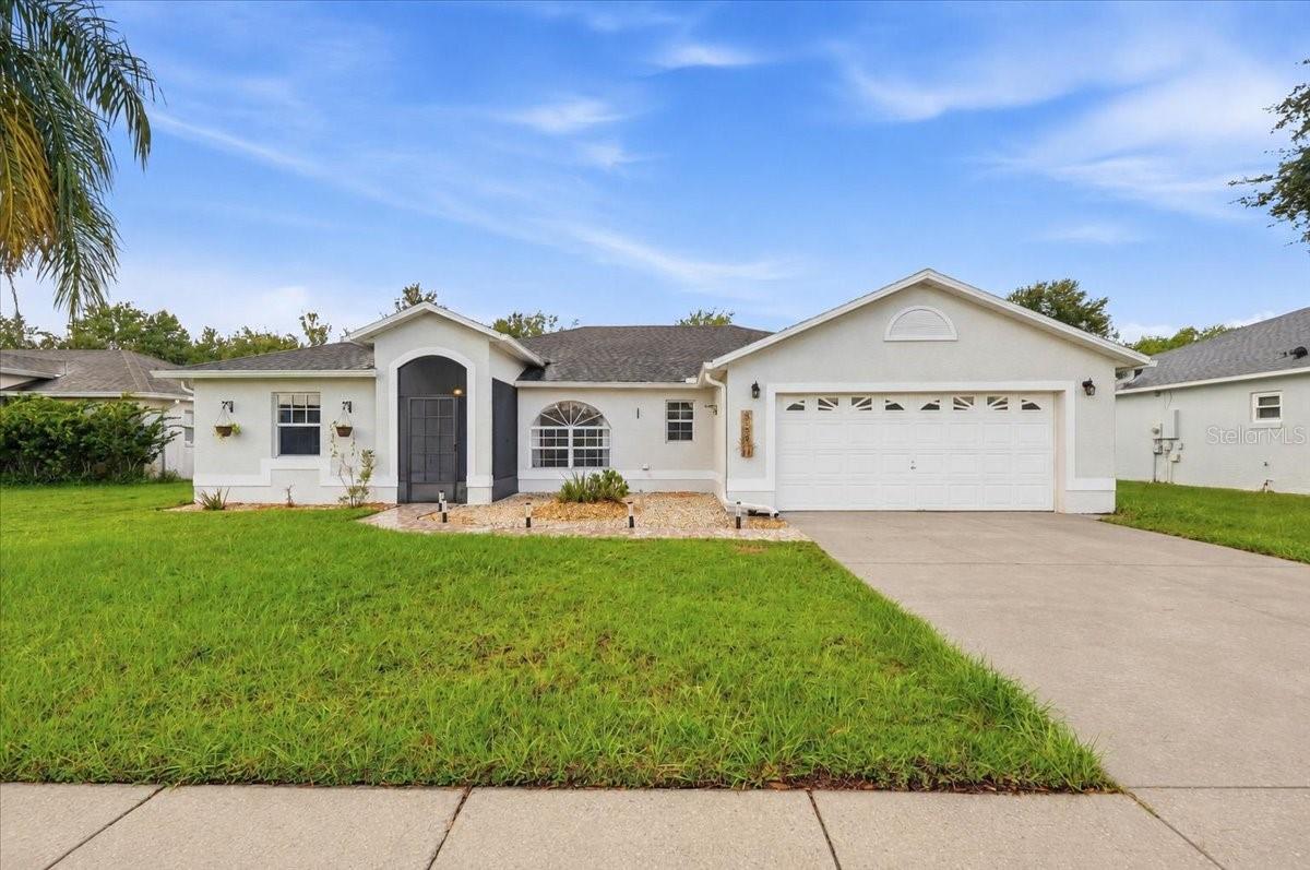 5156 Heatherstone Court — photo