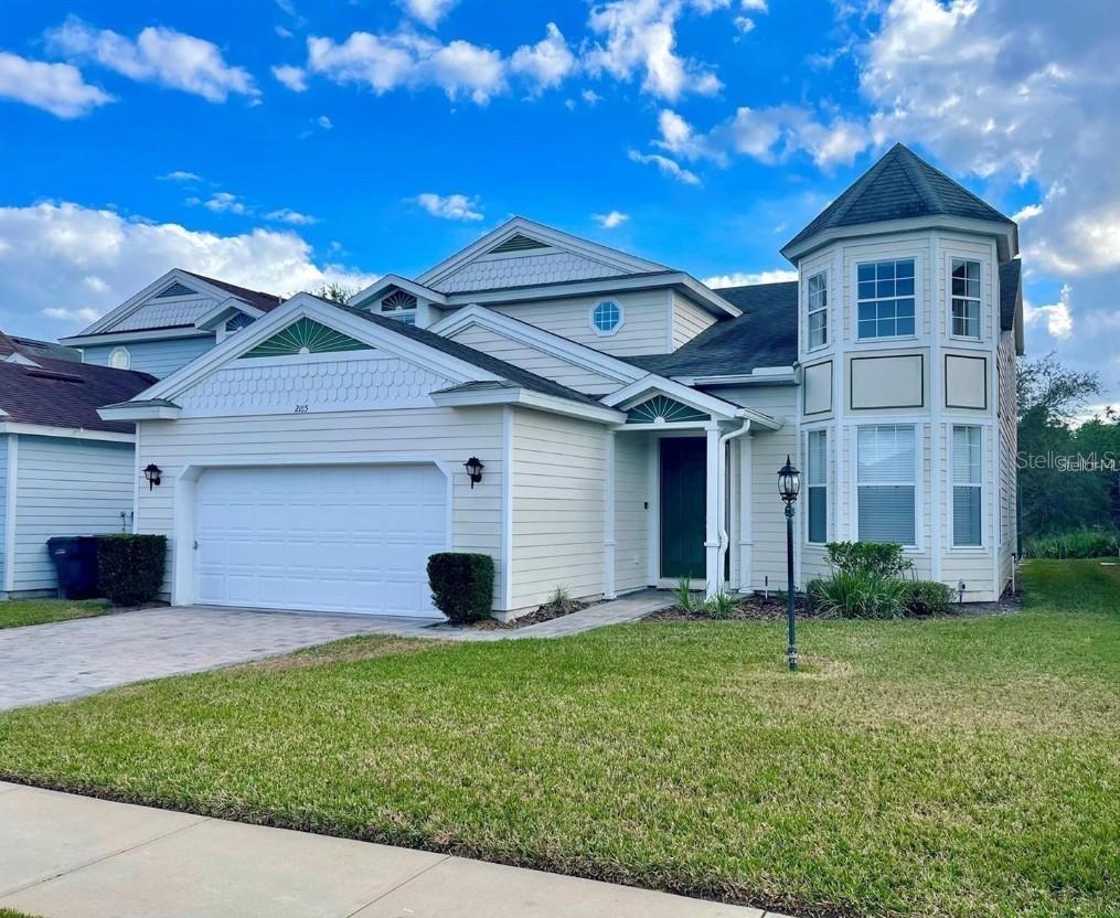 2185 Victoria Drive — photo