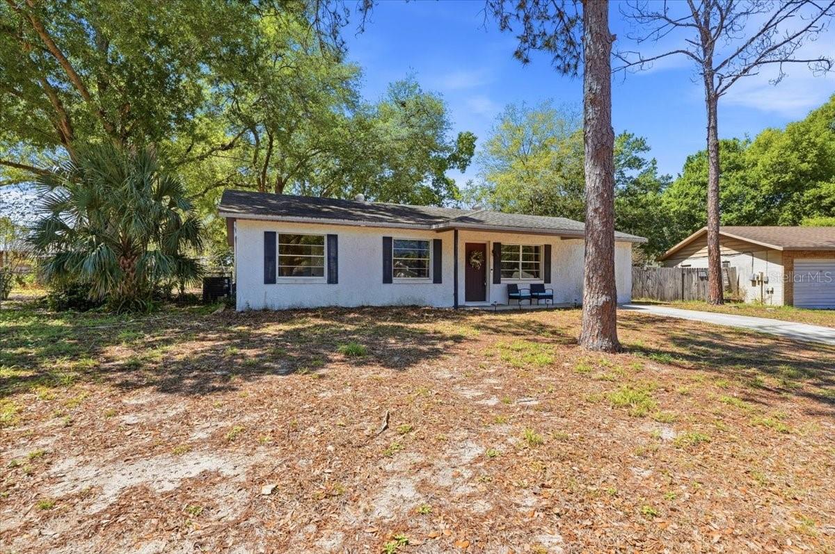 215 Carla Ann Court — photo