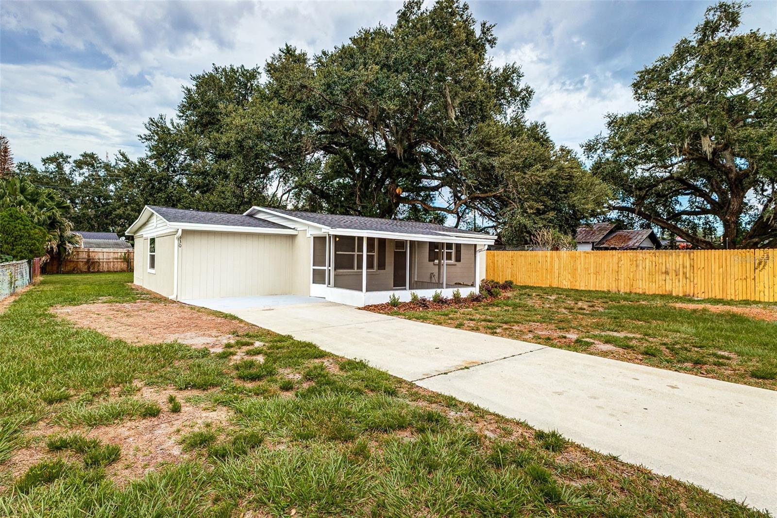 2530 Idlewild Street — photo