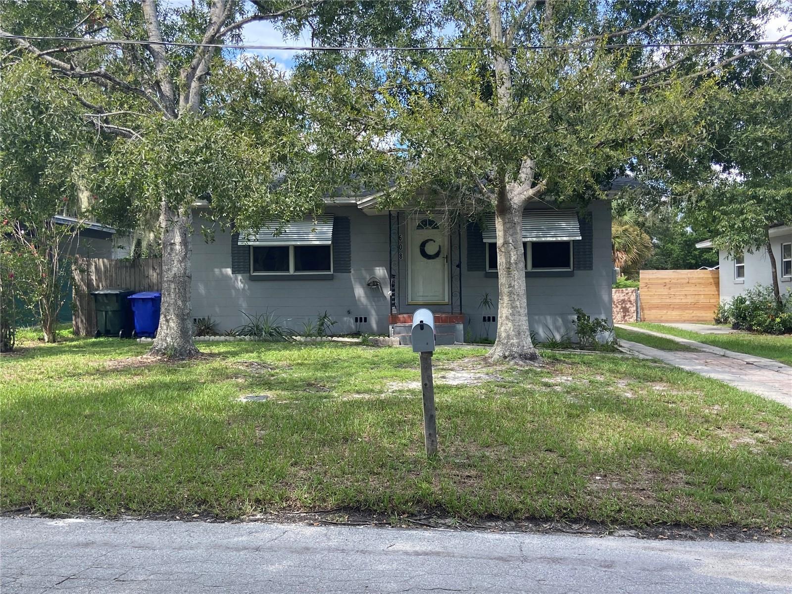 608 Channing Road — photo
