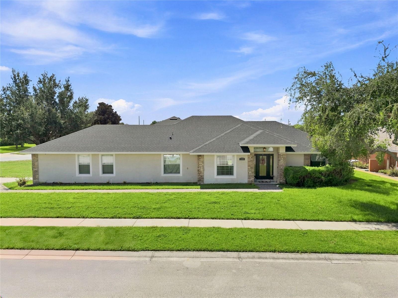 304 Bentley Oaks Boulevard — photo