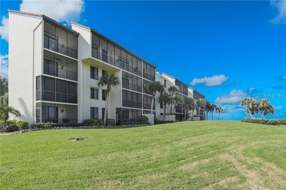 1925 Gulf Of Mexico Dr #309 — photo