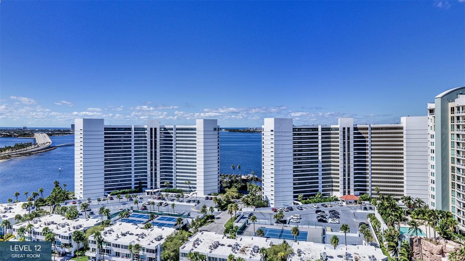 555 Quay Cmn #401 — photo