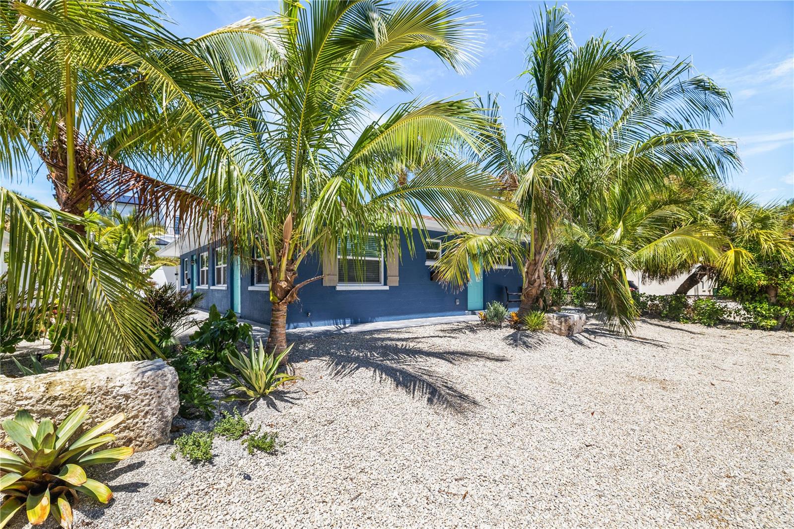 3016 Gulf Dr — photo