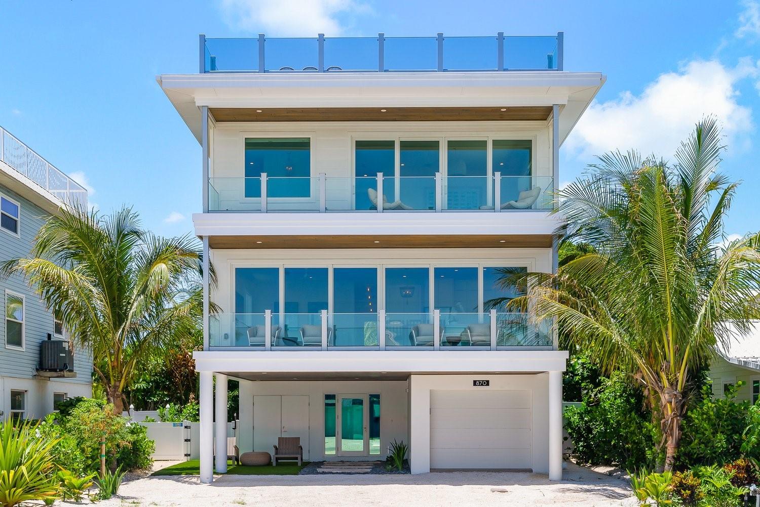 870 N Shore Dr — photo