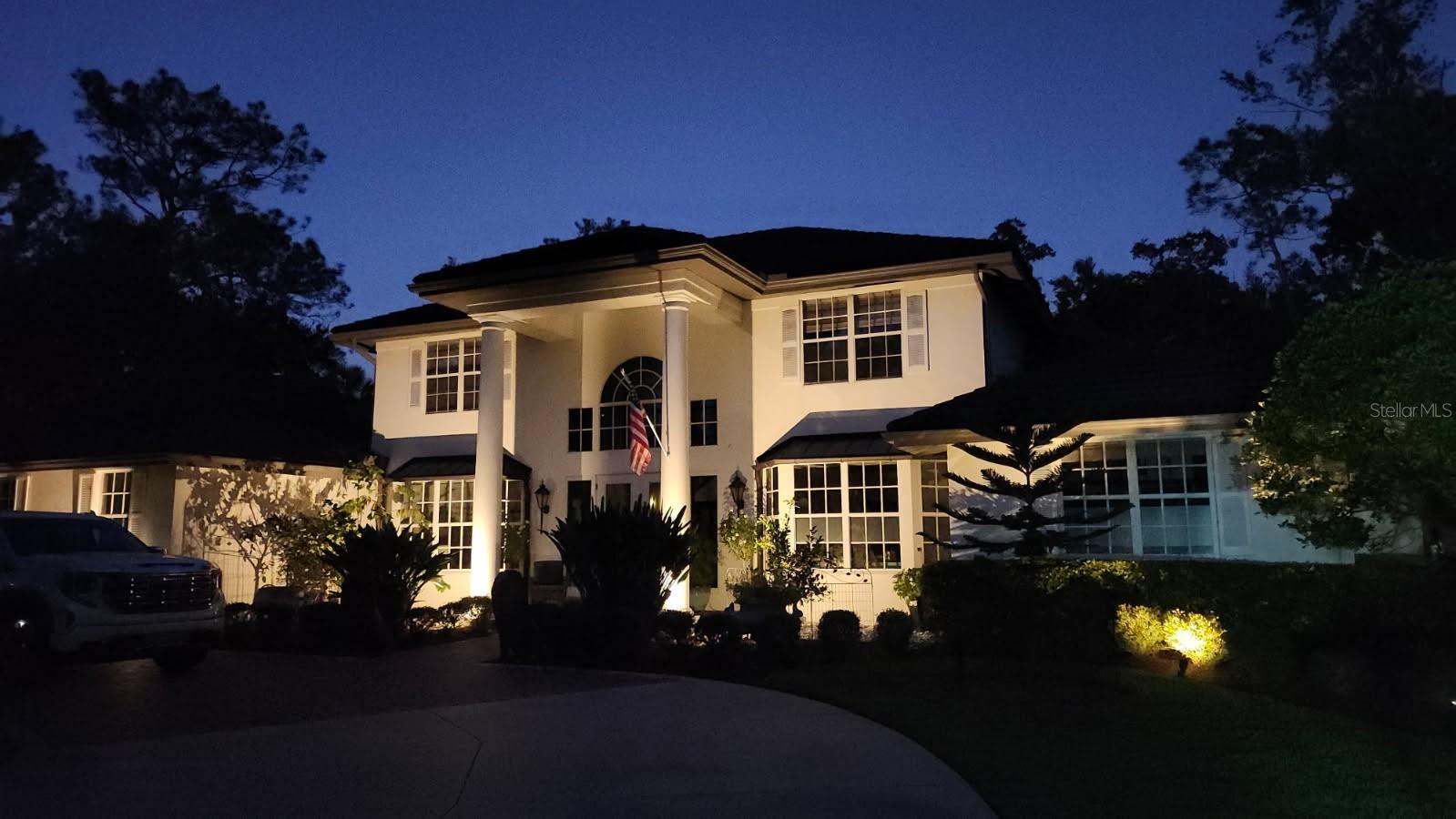 3171 Dick Wilson Dr — photo