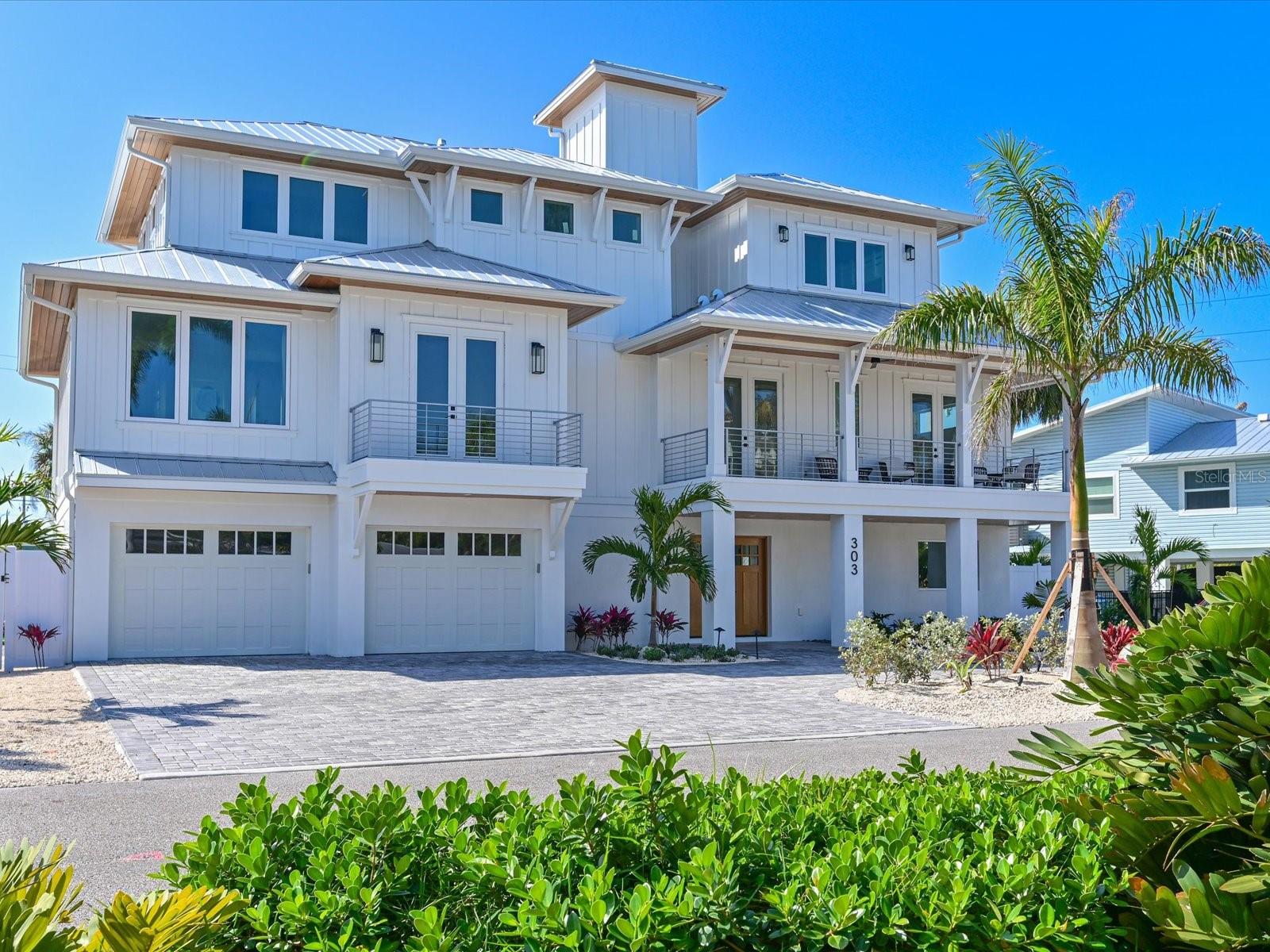 303 55th St — photo