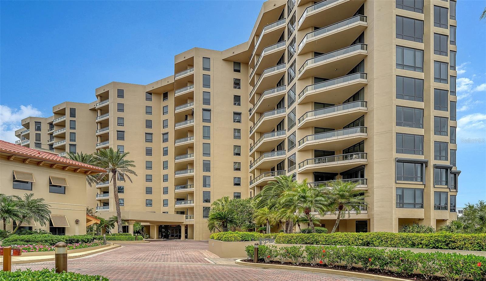 1281 Gulf Of Mexico Dr #111 — photo