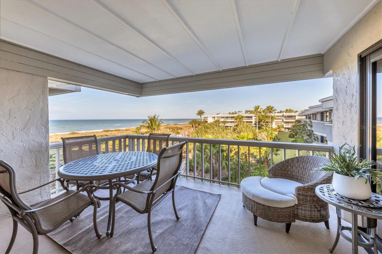 5757 Gulf Of Mexico Dr #305 — photo