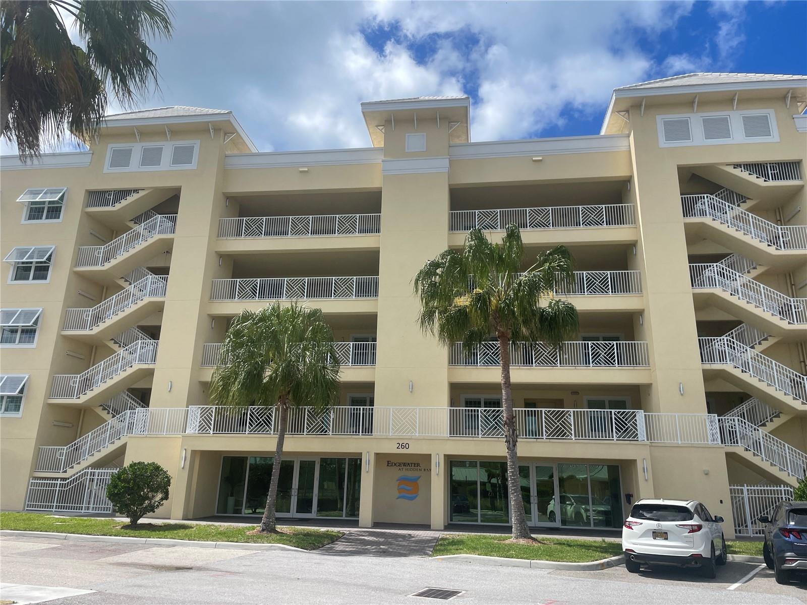 260 Hidden Bay Dr #401 — photo
