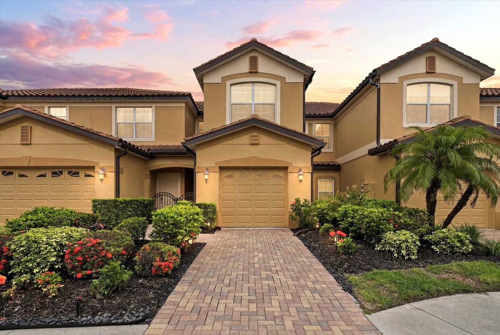 8137 Miramar Way, Lakewood Ranch, FL 34202 — photo 2