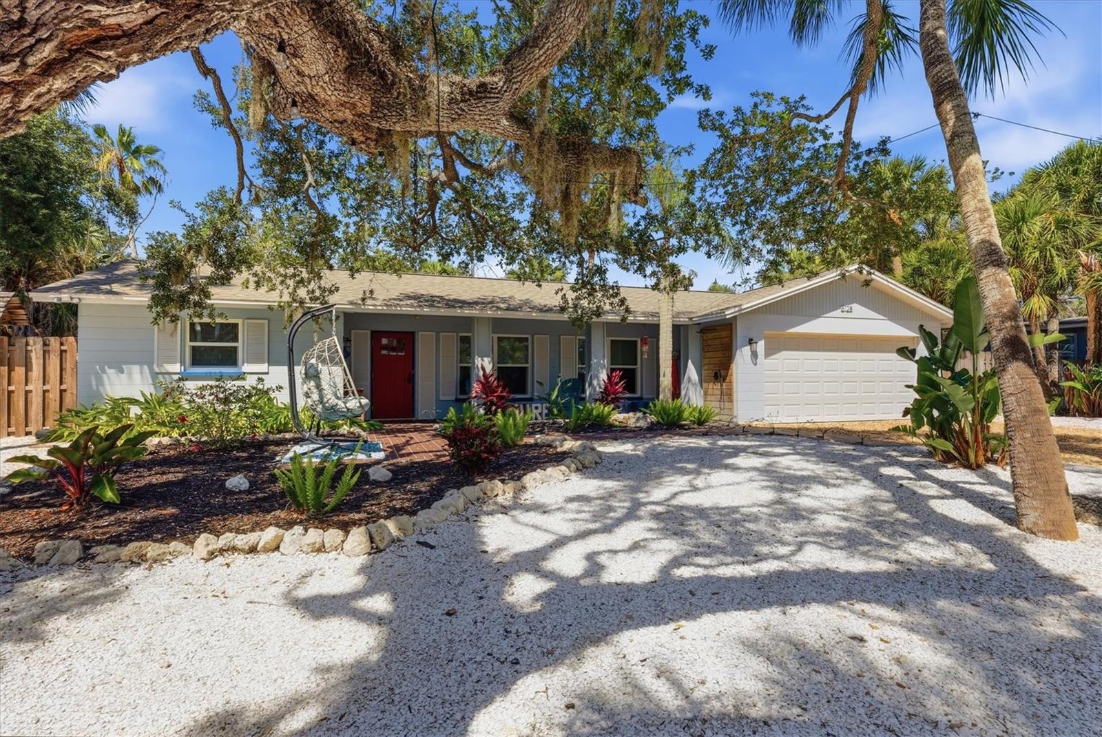 5128 Oxford Dr — photo
