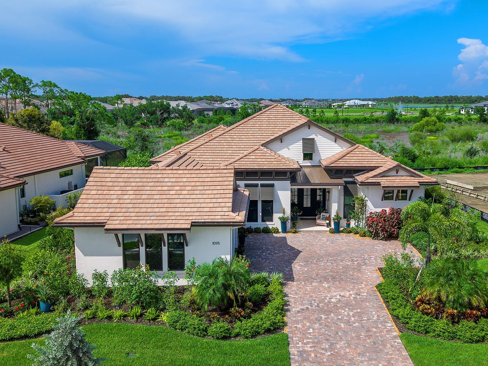 1095 Blue Shell Loop, Sarasota, FL 34240 — photo 2