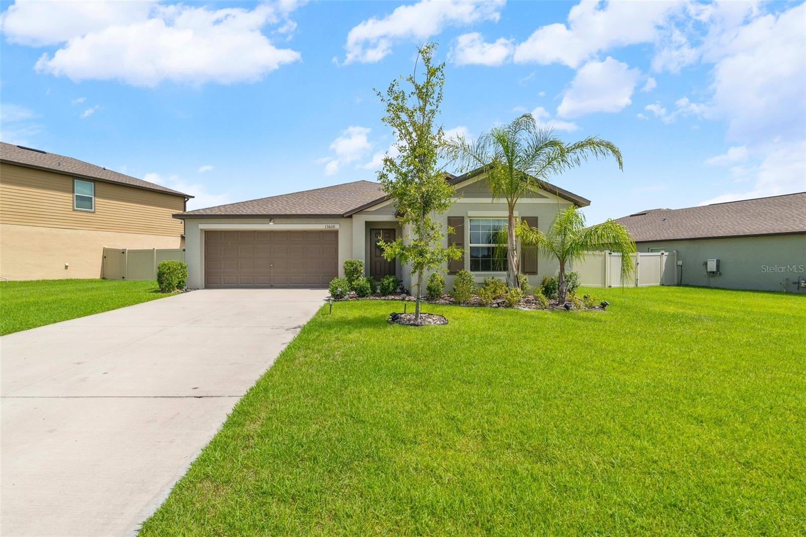 13608 Sunset Sapphire Ct — photo