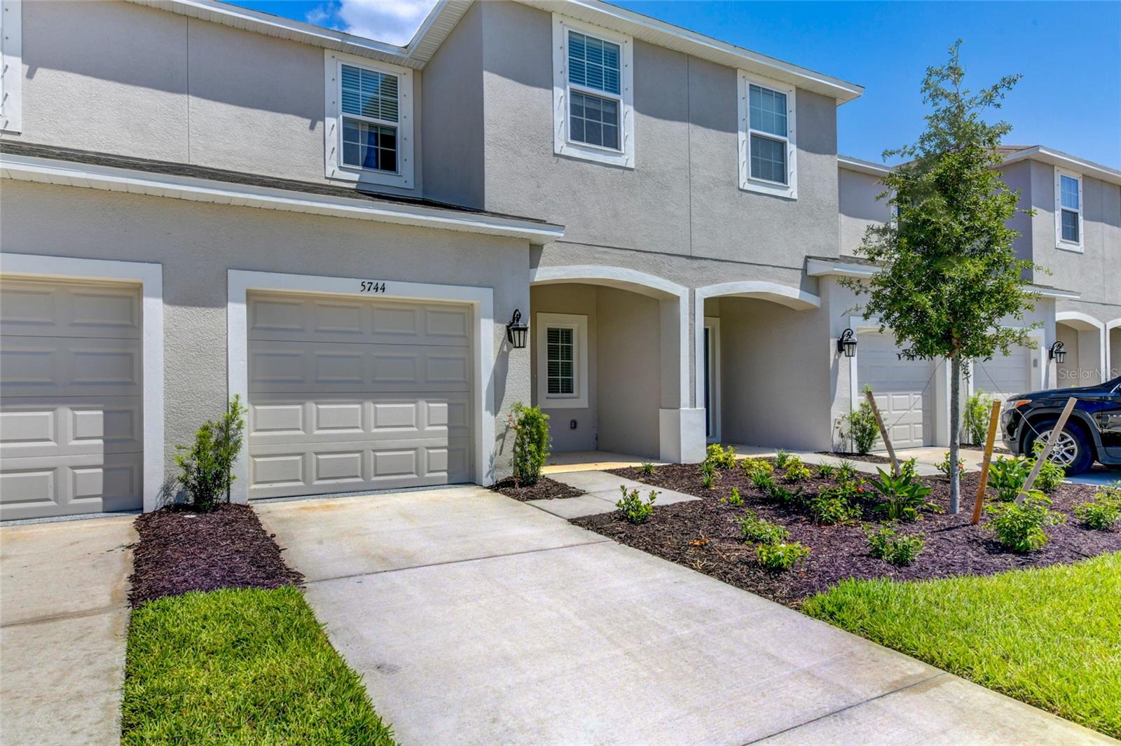 5744 Haven Ter — photo