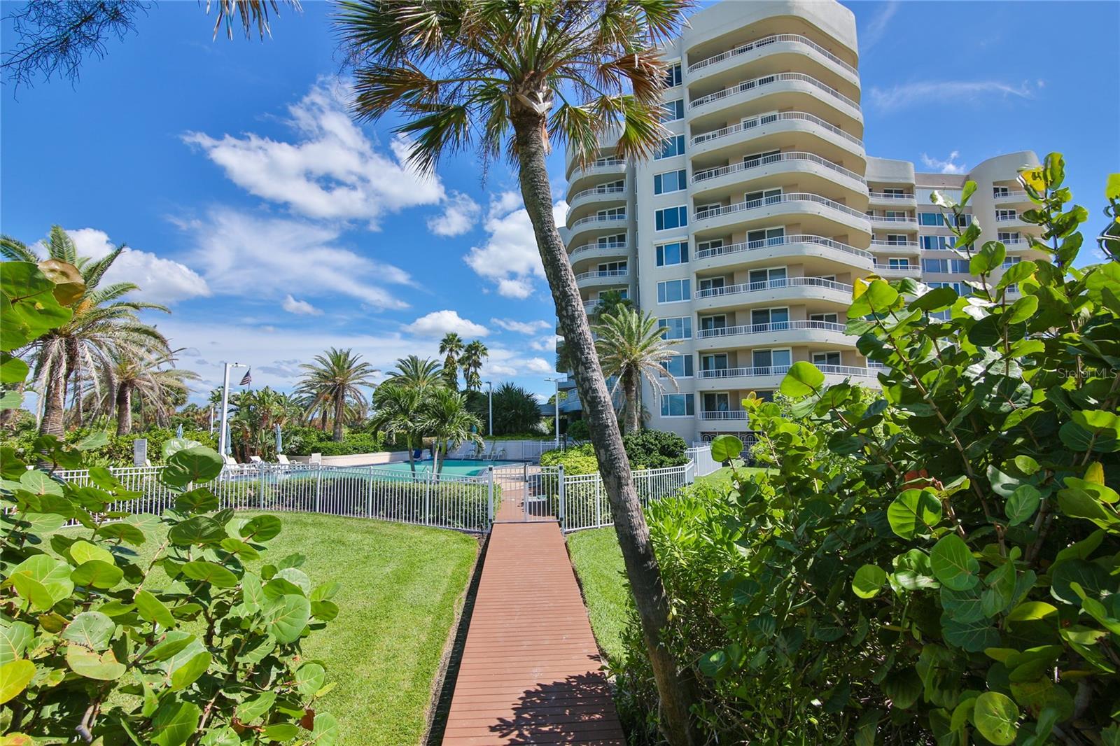 775 Longboat Club Rd #904 — photo