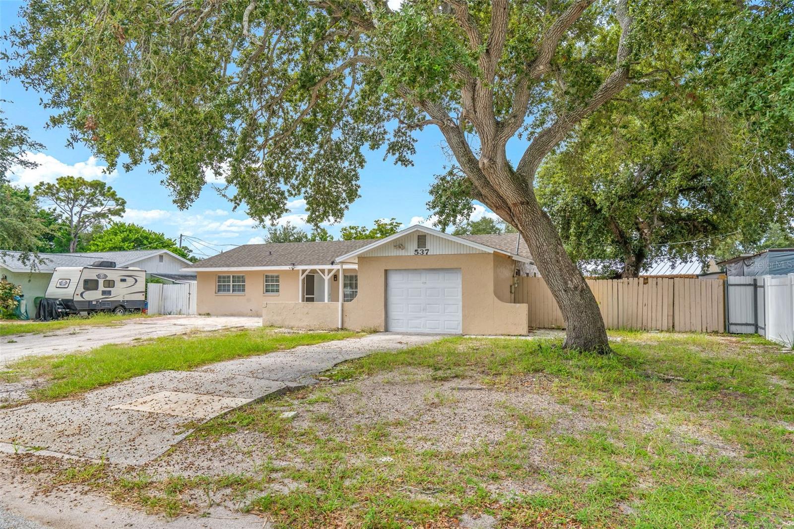 537 Melody Cir — photo