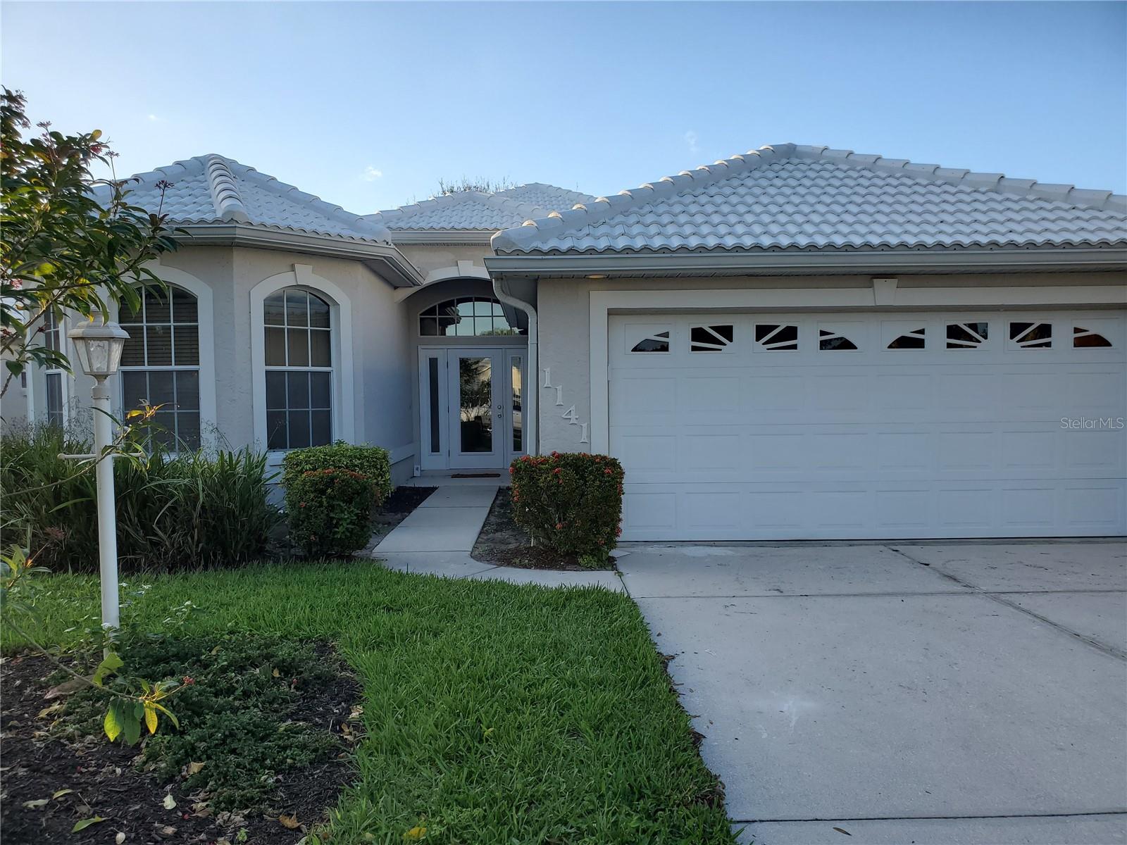 1141 Southlake Ct — photo