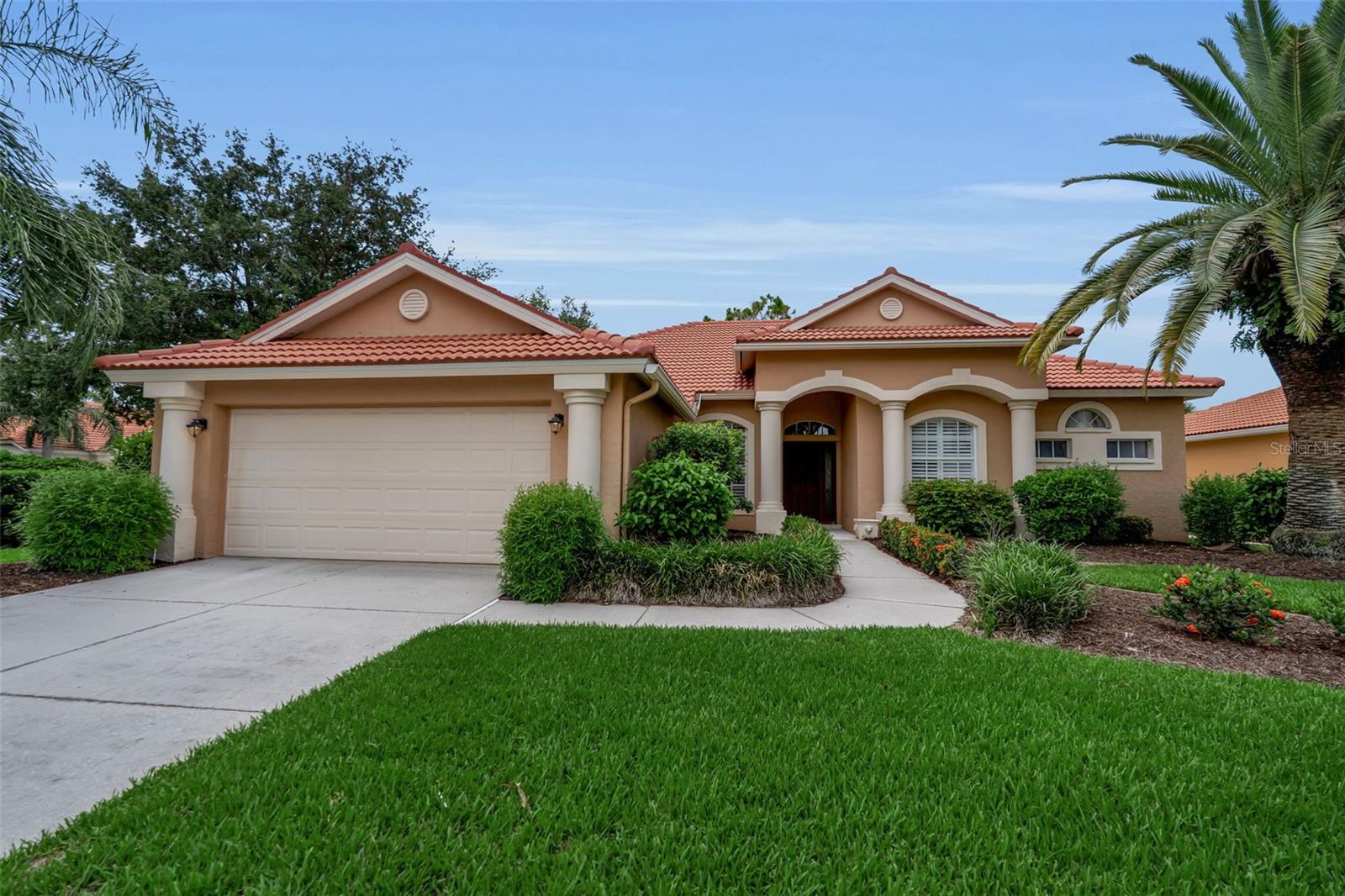 1036 Oak Meadow Ln — photo