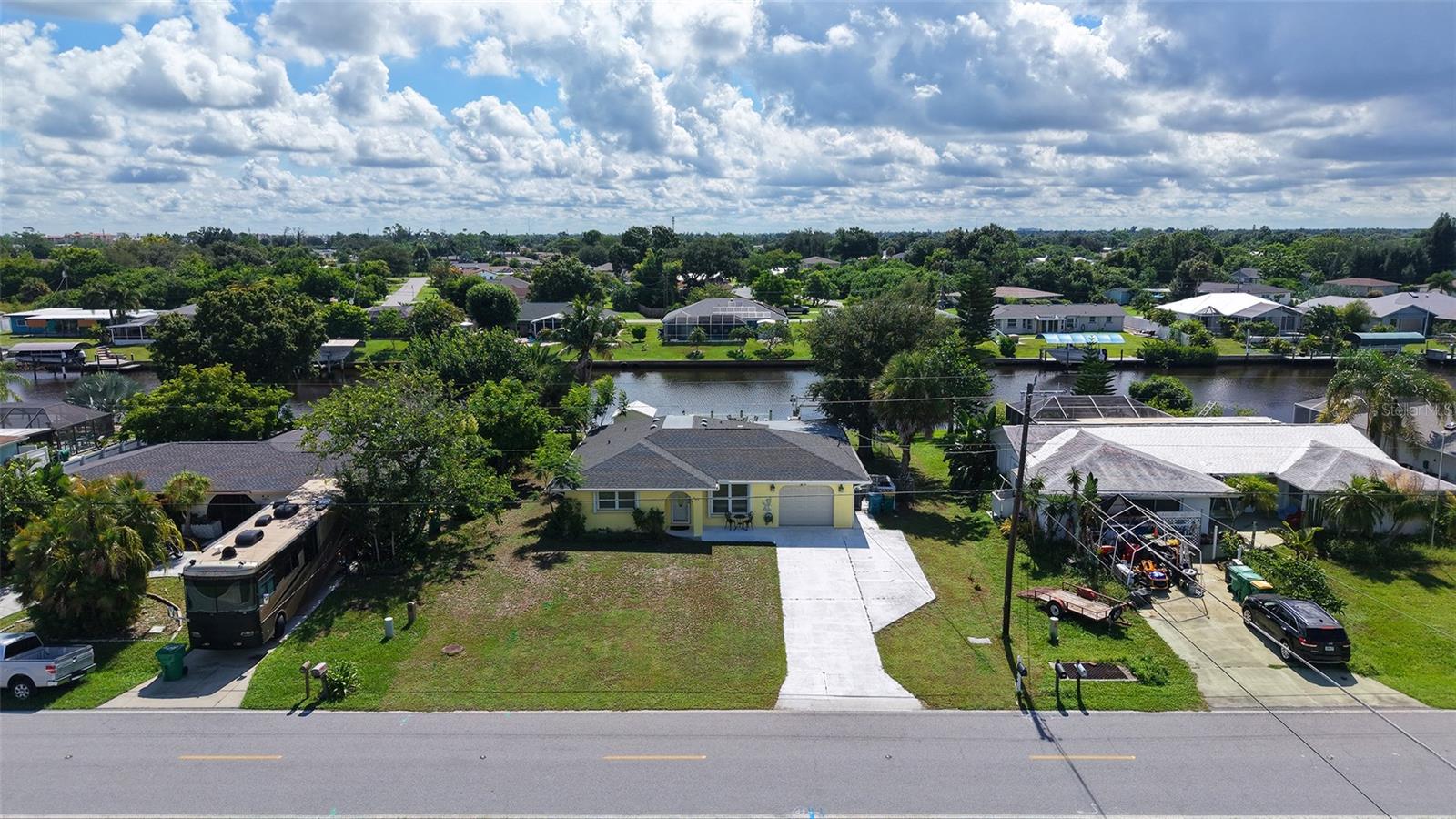 481 W Tarpon Blvd NW — photo