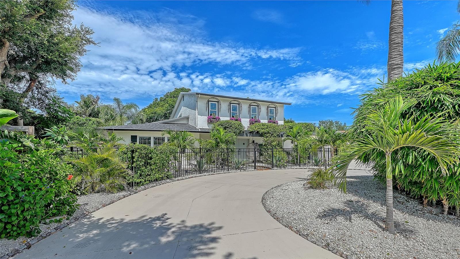 3624 S Lockwood Ridge Rd — photo