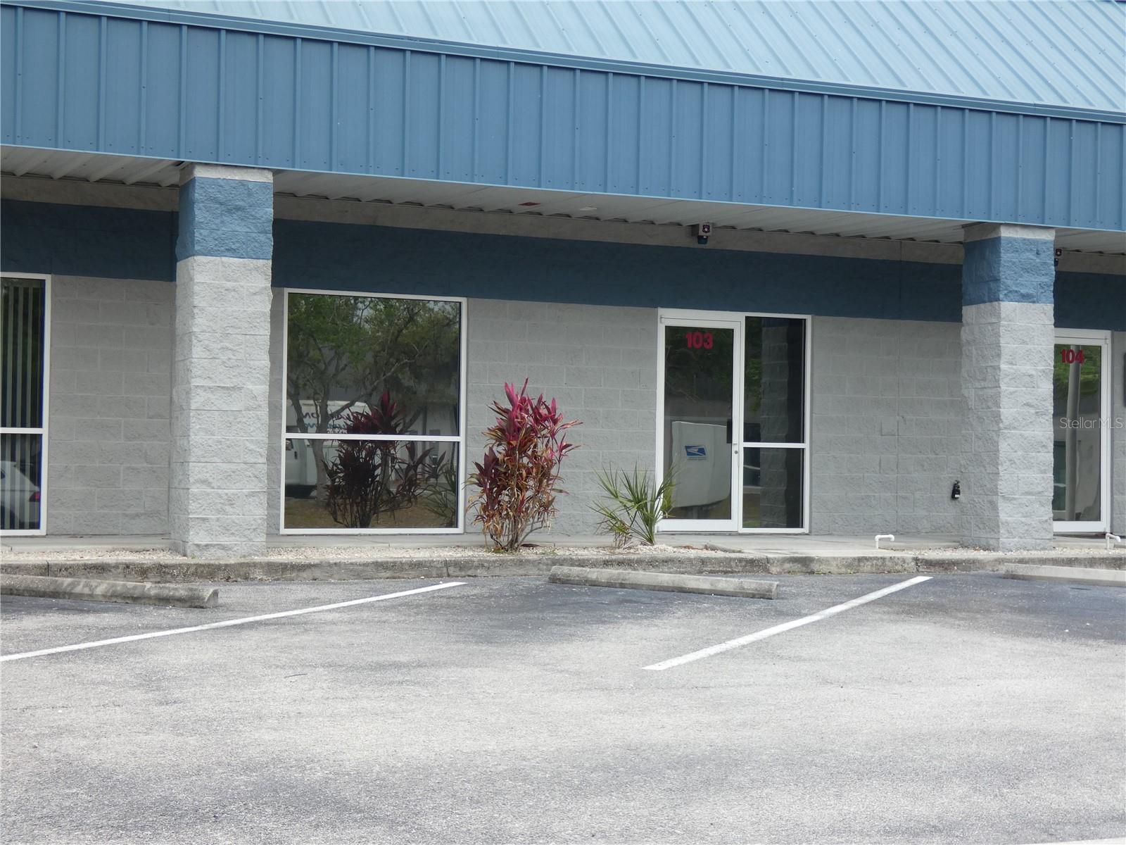 1882 Porter Lake Dr #103 — photo