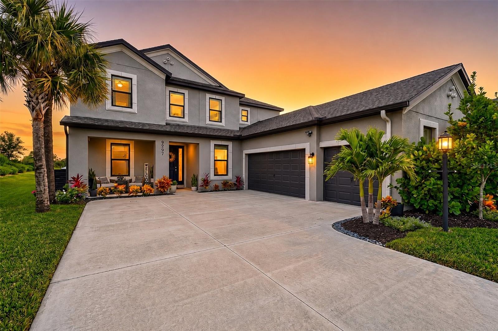 9297 Tequila Sunrise Dr — photo
