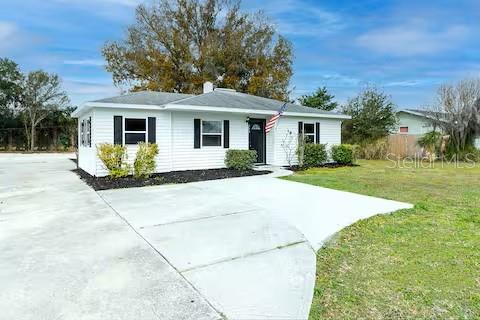 305 Linden Dr — photo